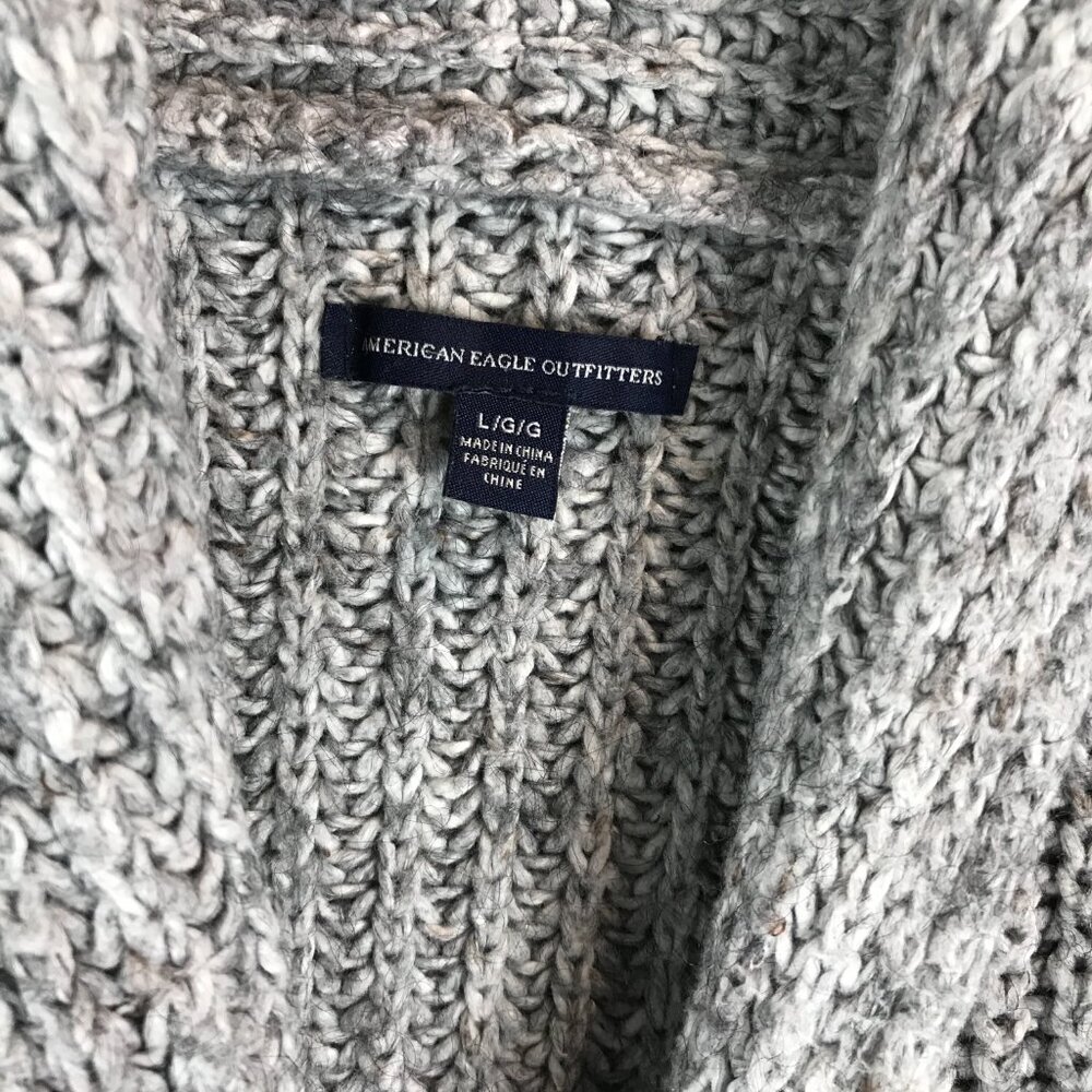 American Eagle Outfitters Women's Gray Double Breasted Cardigan Sweater Size L - Picture 3 of 3